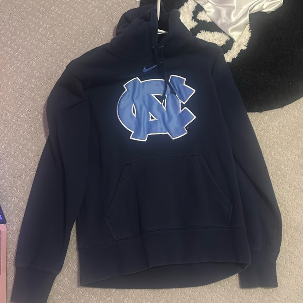 nike college hoodie